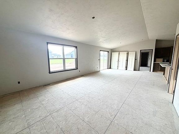 5th image of 2091 Red Fox Ln