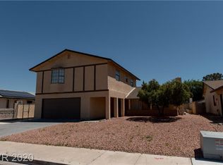 1813 Blue Mountain Dr, Las Vegas, NV 89108