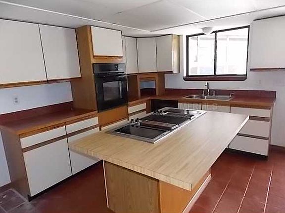 2nd image of 1431 Sonnet Ct