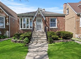4922 N Austin Ave, Chicago, IL 60630