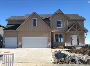 9907 N Smalley Ave, Kansas City, MO 64157