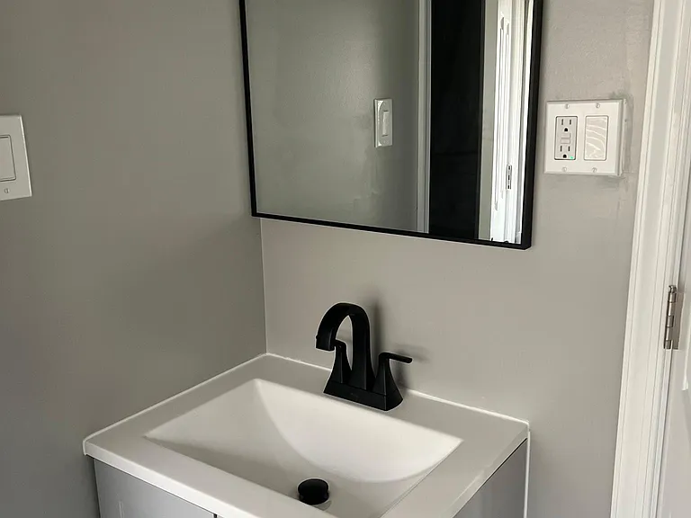 1122 Woodland Ave #1 — Photo 9