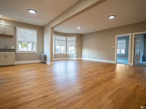 5th image of 1207 Chestnut St