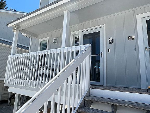 3rd image of 420 Gulf Blvd #24