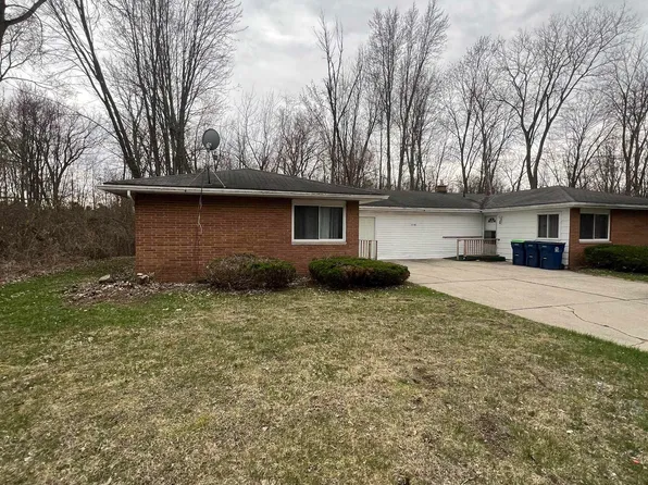 3040 S Towerline Rd, Bridgeport, MI 48722