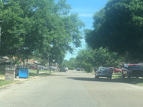 5th image of 5113 Trailwood Dr