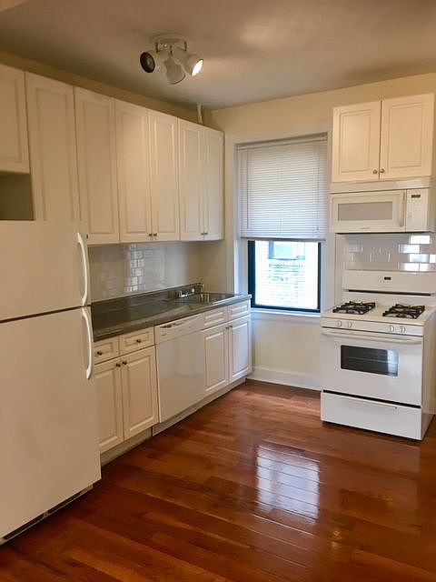 1st image of 2168 35th St APT 3B