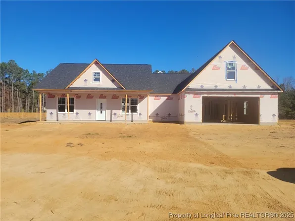 2453 Live Oak Dr, Fayetteville, NC 28306