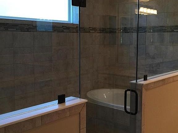 Wet suite in Master bath