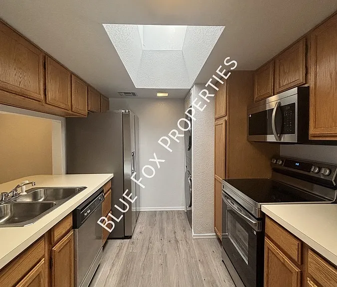 1721 W Dalehaven Cir — Photo 5