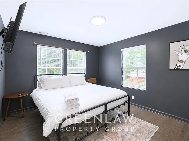 999 Washington St SW — Photo 22