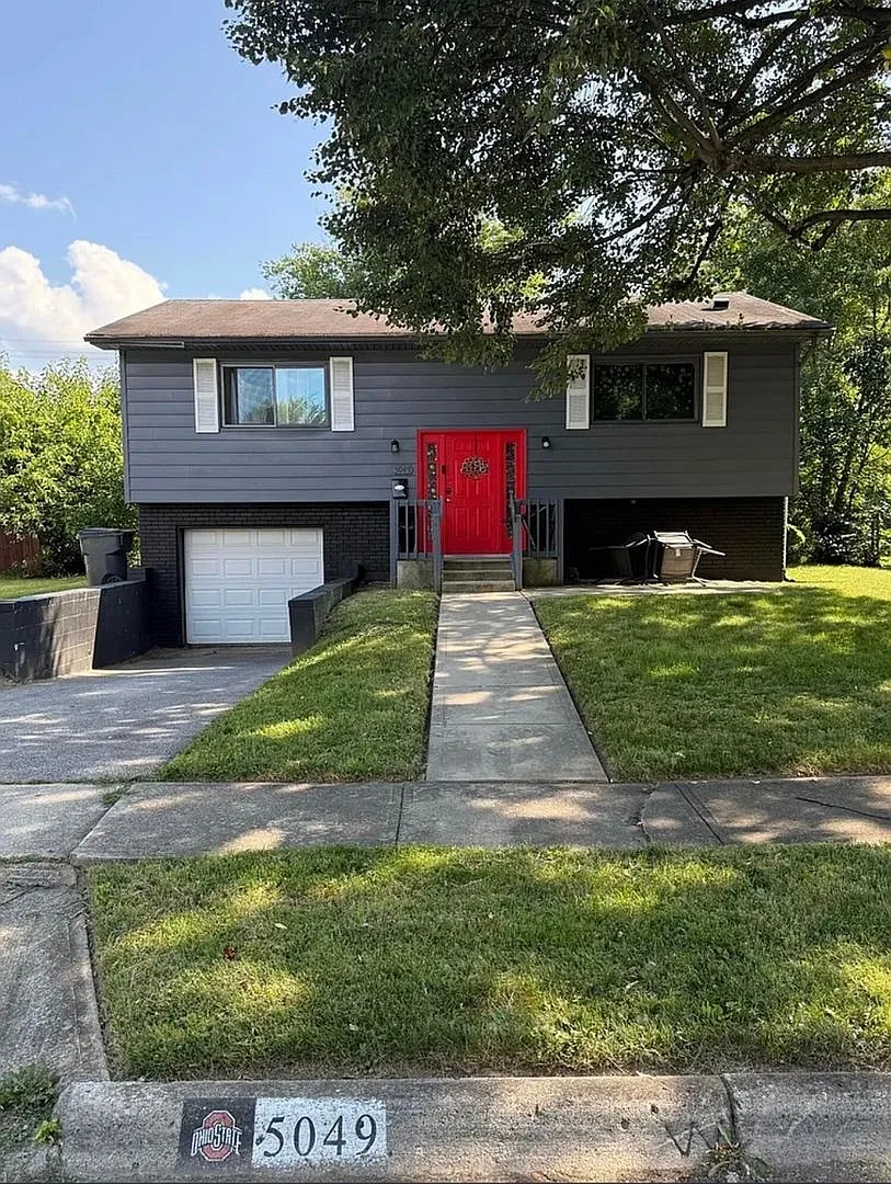 Charming 3BR House in Columbus — Photo 1