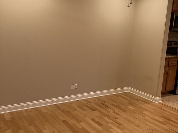 5th image of 960 S River Rd APT 404