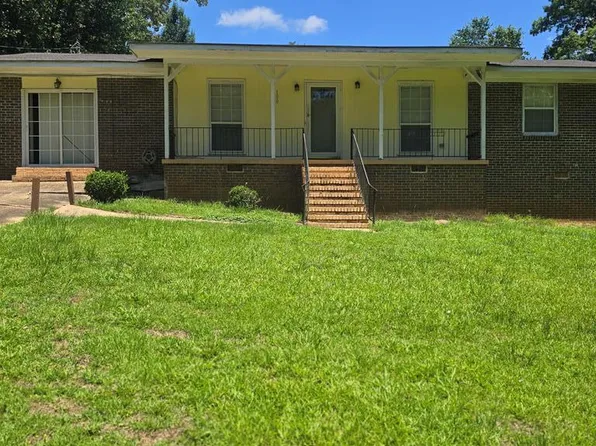 100 Pridmore St, Daleville, AL 36322