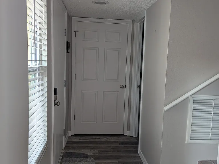9209 Seminole Blvd #200 — Photo 5