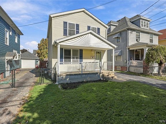 3rd image of 68 Chipman Pl