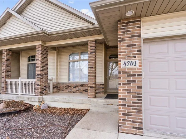 4701 Briarwood Dr, Cedar Falls, IA 50613