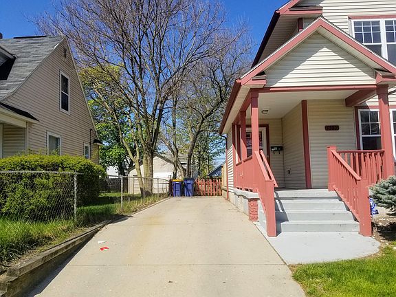 2nd image of 1305 Prospect Ave SE