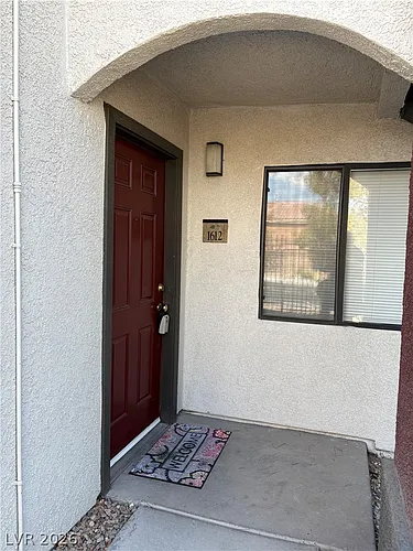 950 Seven Hills Dr Photo 1