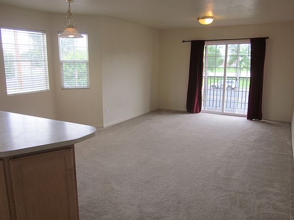 3rd image of 1646 W Vivante Way Unit B8