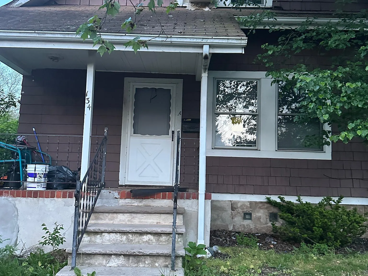 134 Parker St — Photo 2