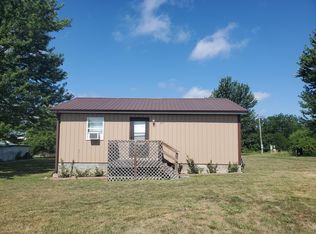 607 Tackett Dr, Seymour, MO 65746
