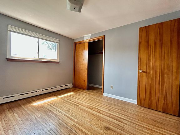 4th image of 642 Kenmore Ave APT 3