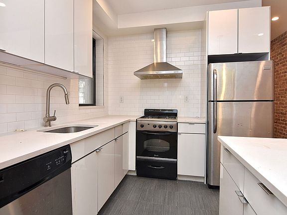 4th image of 517 W 180th St APT 20
