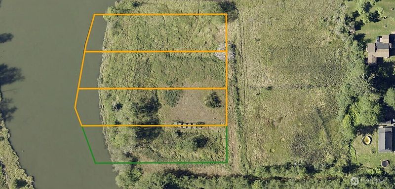 2nd image of 1701 Harrison