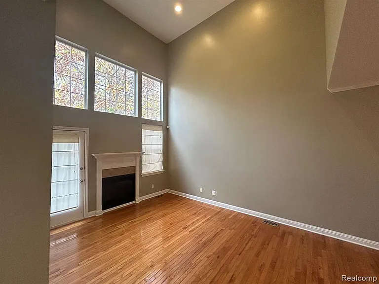 41484 Glade Rd — Photo 11