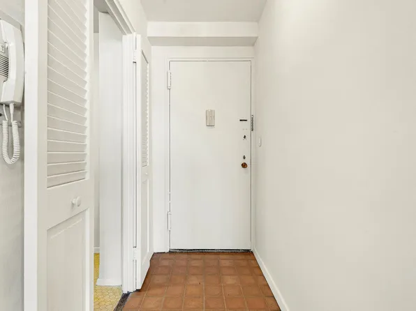 111-20 73rd Avenue image 16 of 22