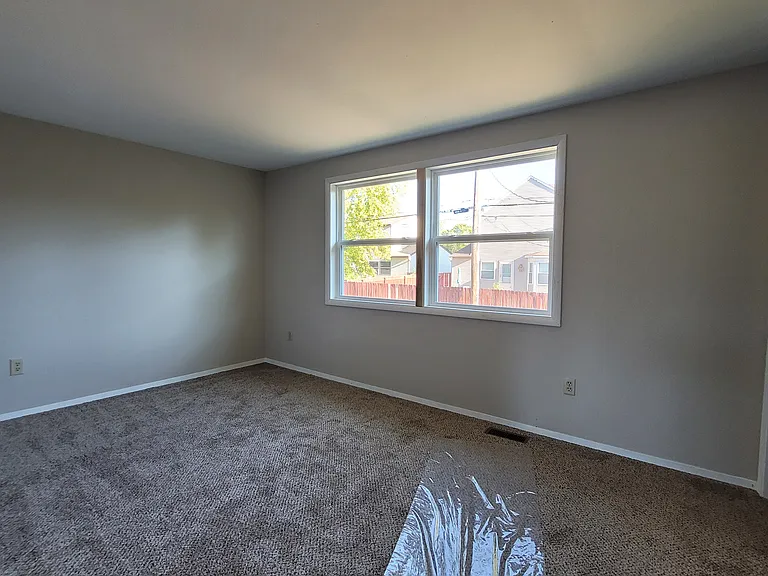 3192 Kingswood Dr — Photo 9