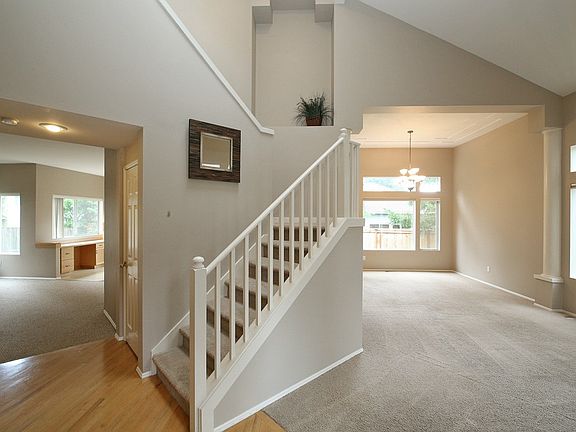 4th image of 25745 SE 42nd Ct