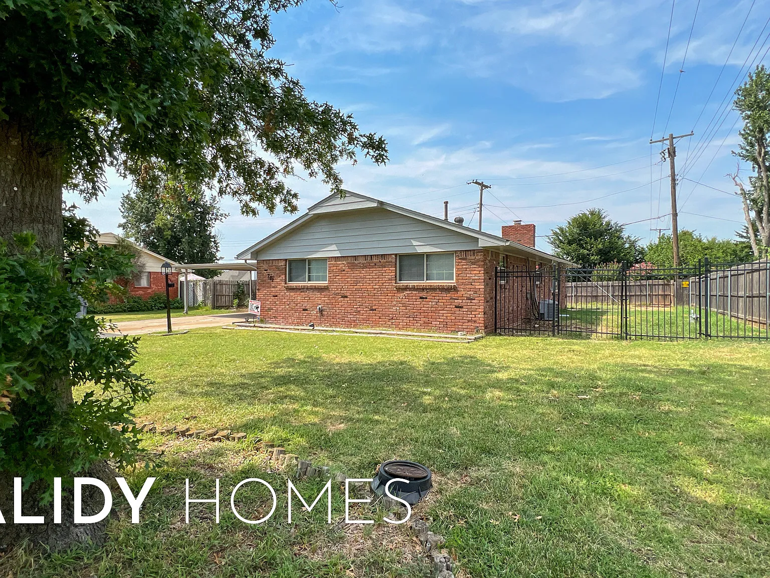 702 Amity Lane - 1 — Photo 3
