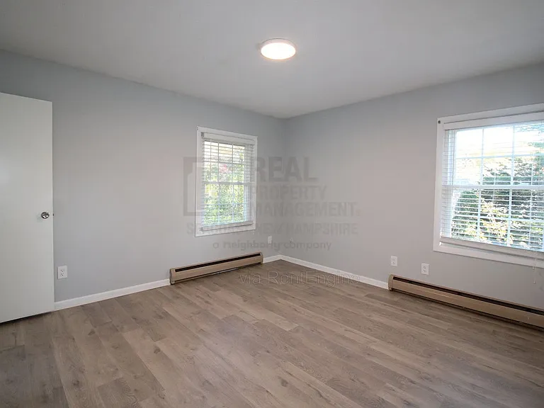 4 Nixon Park — Photo 12