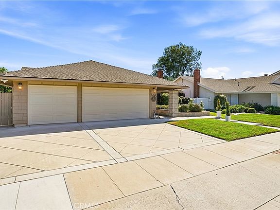2nd image of 4244 E Ruth Pl