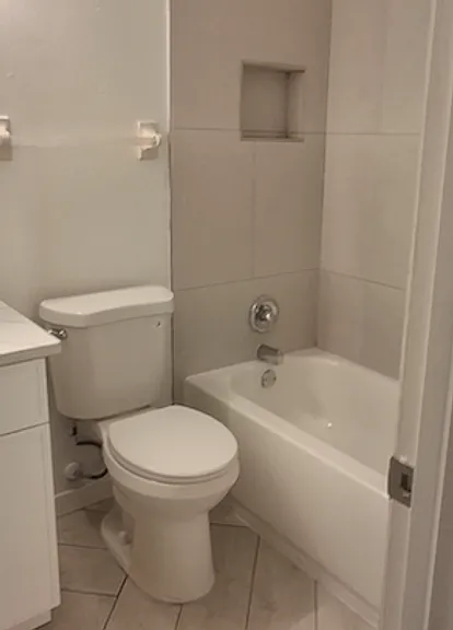 12240 Eastcove Dr — Photo 11