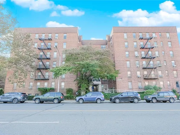 2140 Knapp St APT 5H, Brooklyn, NY 11229