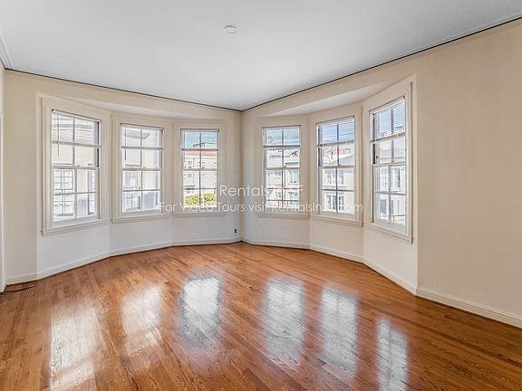 3rd image of 2845 Polk St #201