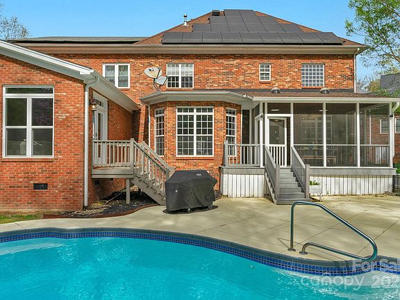 4th image of 7004 Edenderry Dr