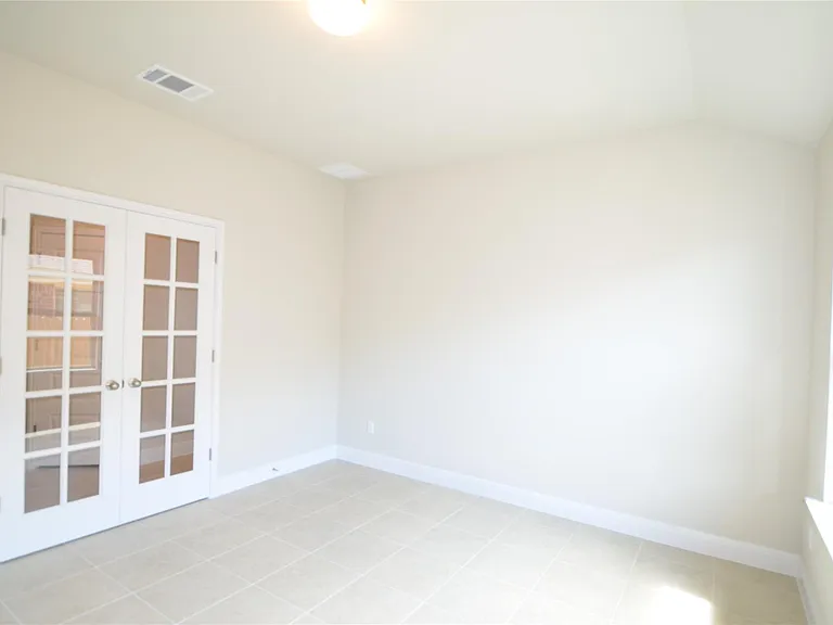 3477 Pauling Loop — Photo 12