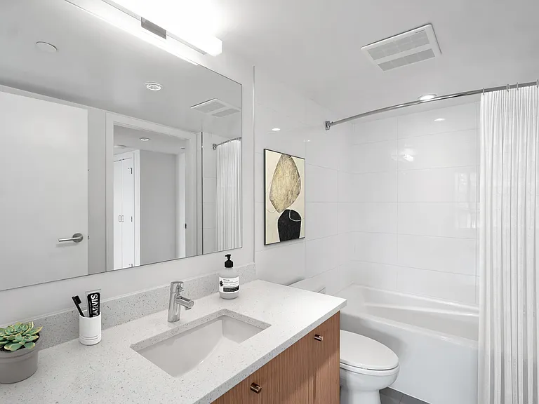1618 W 6th Ave #203 — Photo 20