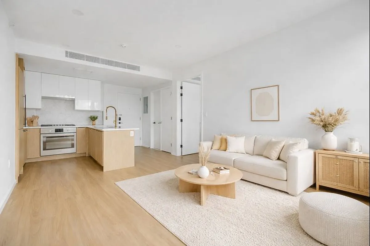 81-07 Kew Gardens Road 4B