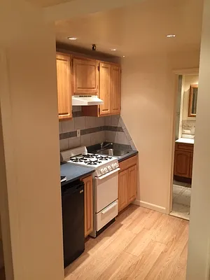 Rented by Oxford Property Group | media 12