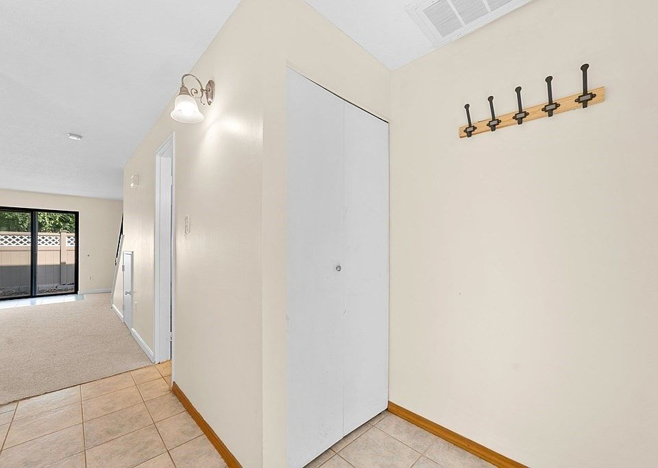 42 Village Brook Ln, Natick, MA 01760 Zillow