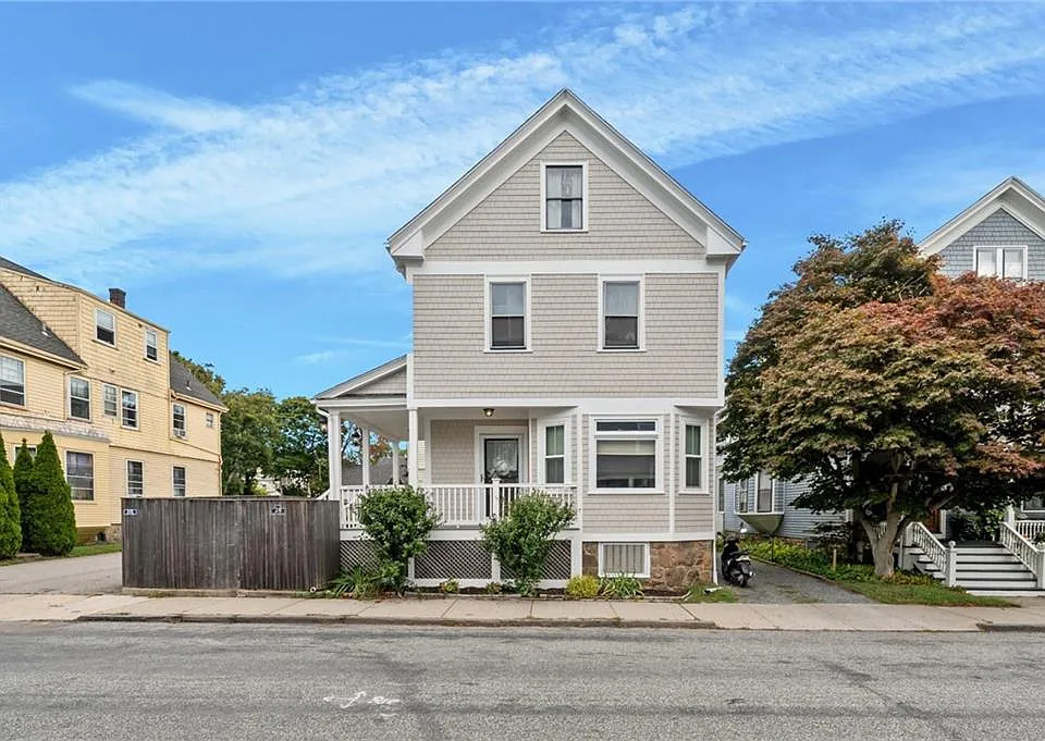 28 Rhode Island Ave