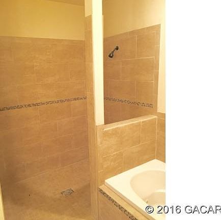 5th image of 864 NW 233rd Dr