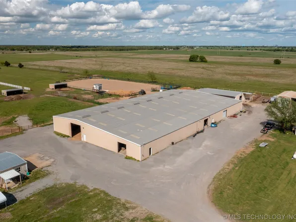 2782 Sterret Rd, Calera, OK 74730