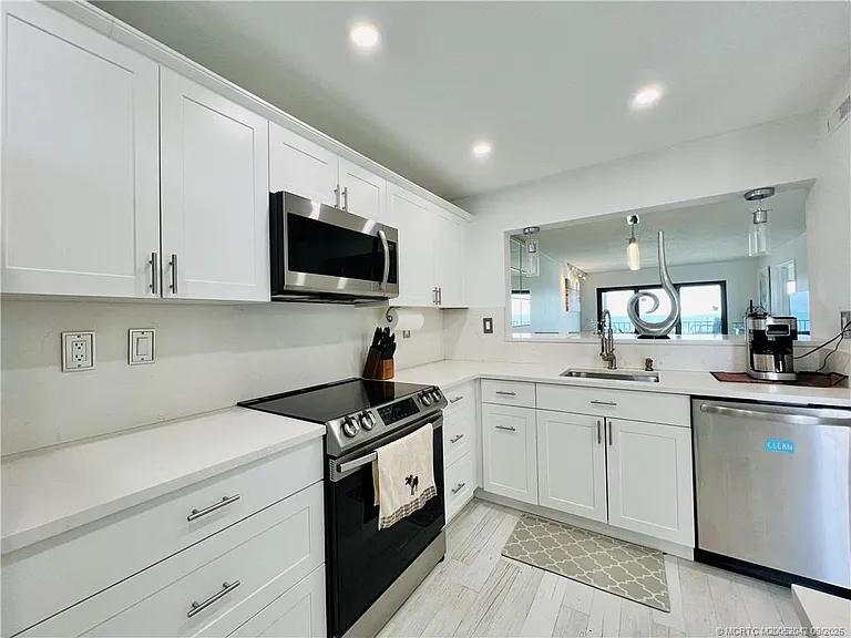 9400 S Ocean Dr #707 — Photo 6