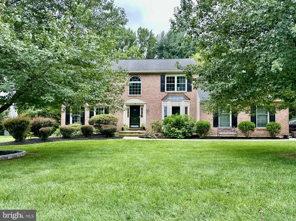 311 Nicola Ln, Hockessin, DE 19707